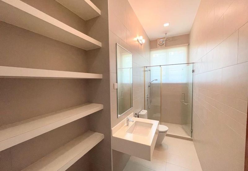 2-storey bungalow Type A Ukay Seraya Freehold 8604