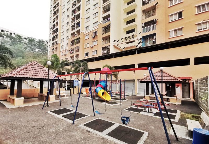 Lakeview Apartment Taman Jasa Perwira, Jalan Sunga