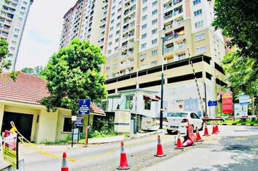 Lakeview Apartment Taman Jasa Perwira, Jalan Sunga