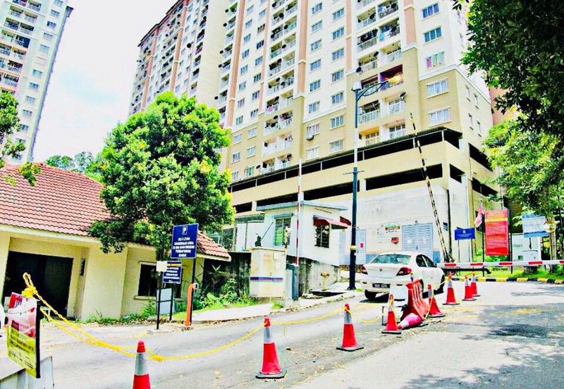 Lakeview Apartment Taman Jasa Perwira, Jalan Sunga