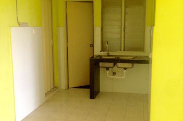 Lakeview Apartment Taman Jasa Perwira, Jalan Sunga