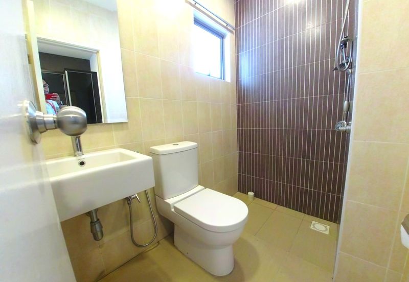 2.5 Storey House - Fully Furnished Sering Ukay, Am