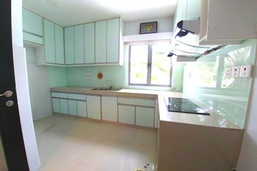 2.5 Storey House - Fully Furnished Sering Ukay, Am