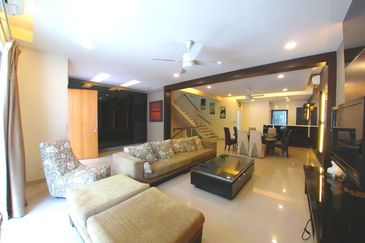 2.5 Storey House - Fully Furnished Sering Ukay, Am