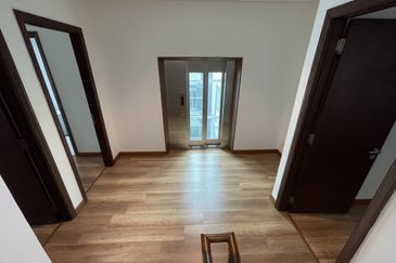 3 Storey Semi-D Beverly Height, Phase 5 Freehold 5