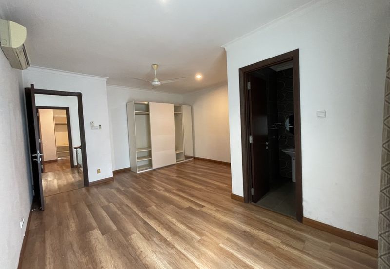 3 Storey Semi-D Beverly Height, Phase 5 Freehold 5