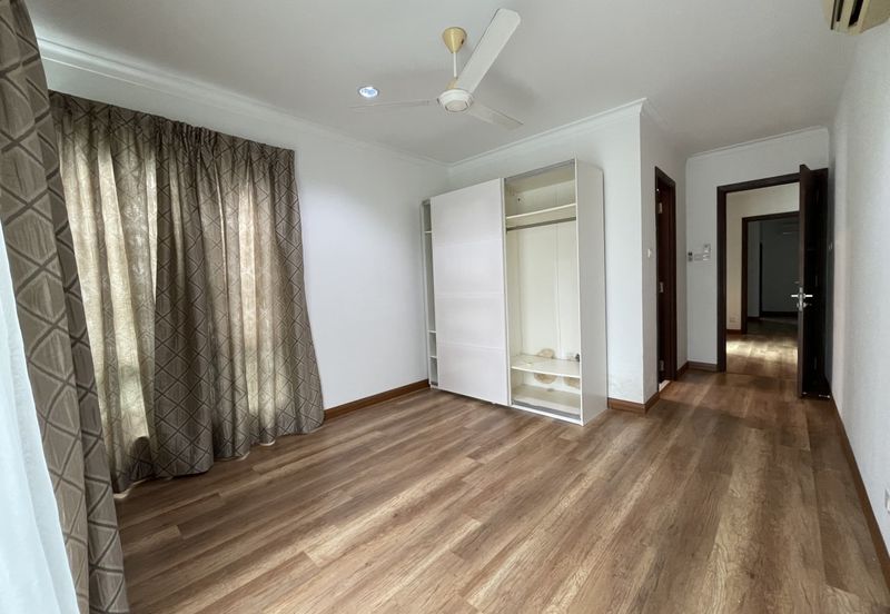 3 Storey Semi-D Beverly Height, Phase 5 Freehold 5