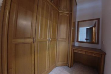 3 Storey Corner Lot Bungalow With Pool Titiwangsa 