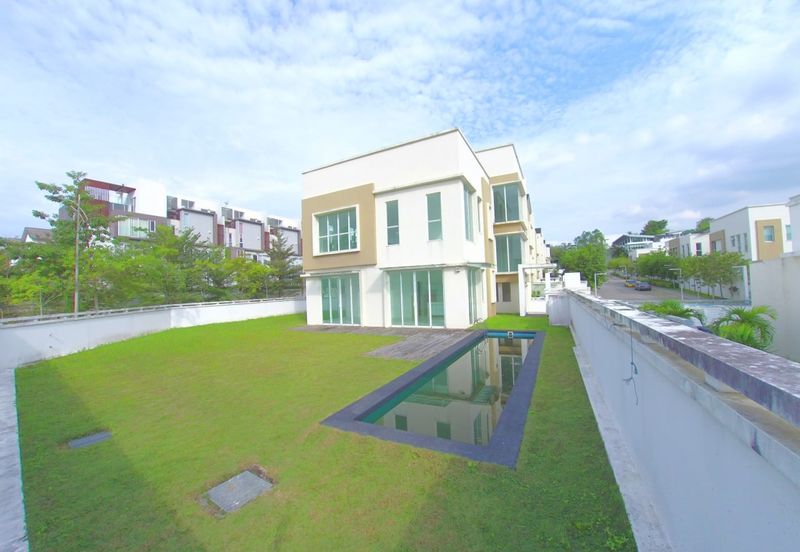 3 Storey Twin Villa Corner Lot Contours Melawati  