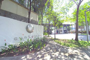 4 Storey Twin Villa Contours Melawati Private Lift