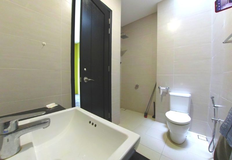 4 Storey Twin Villa Contours Melawati Private Lift