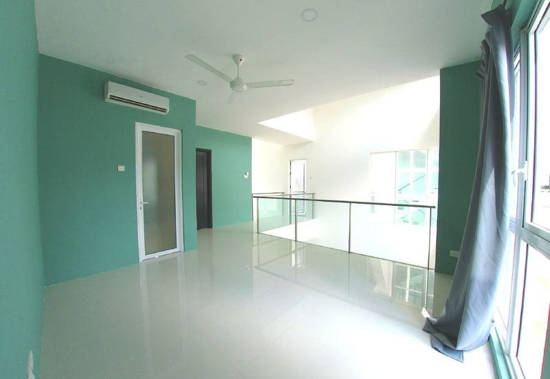 4 Storey Twin Villa Contours Melawati Private Lift