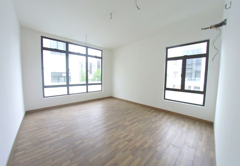 2 Storey Semi D Corner Emery, Kemensah Melawati Fr