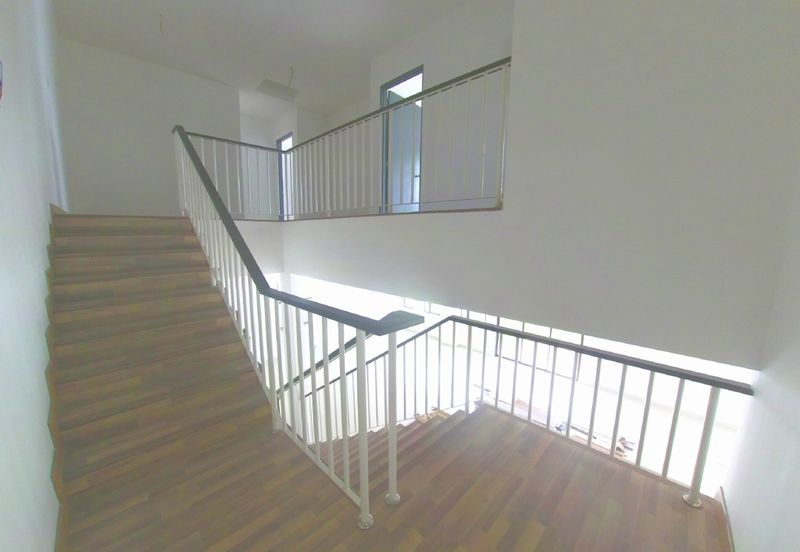 2 Storey Semi D Corner Emery, Kemensah Melawati Fr