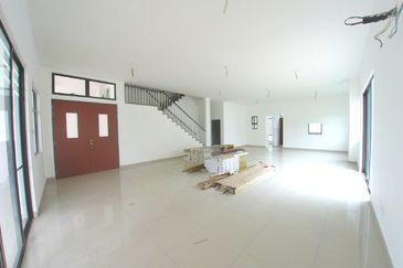 2 Storey Semi D Corner Emery, Kemensah Melawati Fr