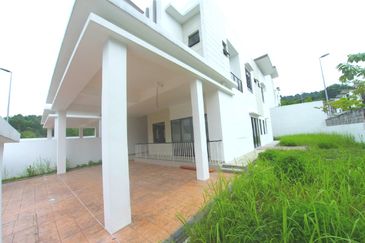 2 Storey Semi D Corner Emery, Kemensah Melawati Fr