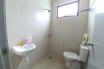 4 Storey Courtyard Villa, Embun @ Kemensah Freehol