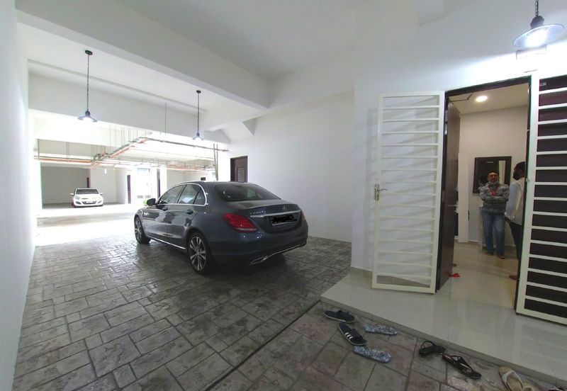 4 Storey Courtyard Villa, Embun @ Kemensah Freehol
