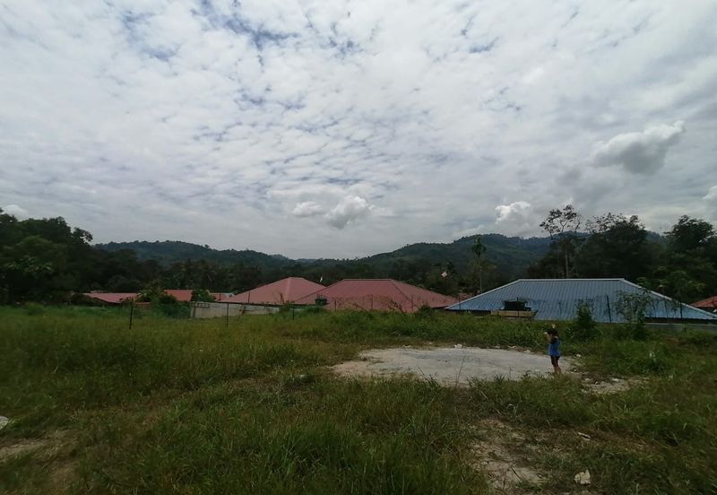 Lot Banglo Hulu Langat Batu 17 Seberang Geran Indi