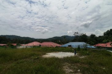 Lot Banglo Hulu Langat Batu 17 Seberang Geran Indi