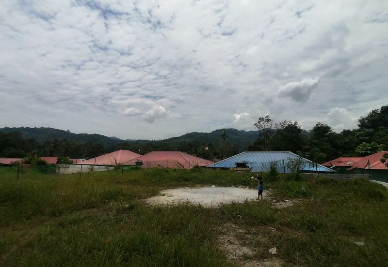 Lot Banglo Hulu Langat Batu 17 Seberang Geran Indi