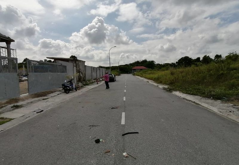 Tanah Lot Bungalow Subang Bestari Seksyen U4 Shah Alam Lengkap Infra Dekat Help University