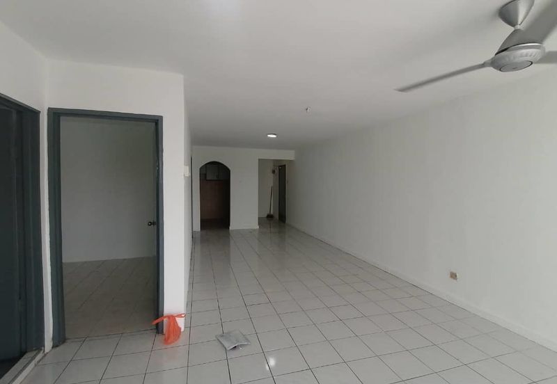 Pantai Hill Park Phase 5 Pantai Dalam Near Mid Valley with Huge Balcony