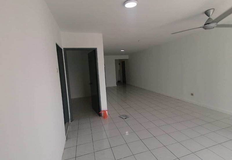 Pantai Hill Park Phase 5 Pantai Dalam Near Mid Valley with Huge Balcony