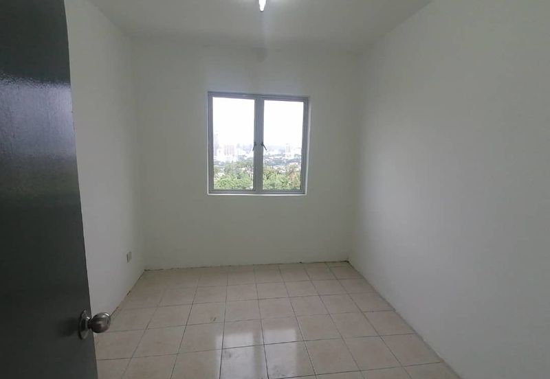 Pantai Hill Park Phase 5 Pantai Dalam Near Mid Valley with Huge Balcony