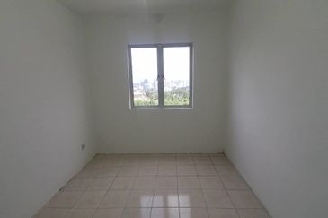 Pantai Hill Park Phase 5 Pantai Dalam Near Mid Valley with Huge Balcony