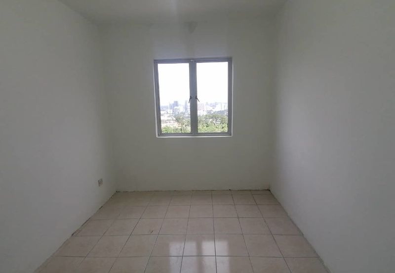 Pantai Hill Park Phase 5 Pantai Dalam Near Mid Valley with Huge Balcony