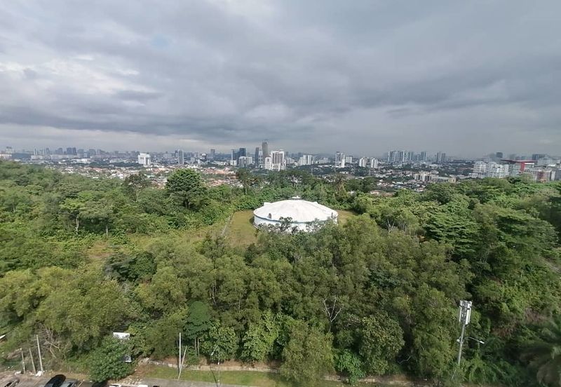 Pantai Hill Park Phase 5 Pantai Dalam Near Mid Valley with Huge Balcony