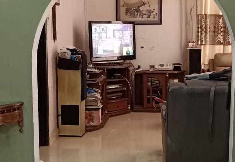 Corner Freehold Lot 2 Storey Terrace house Tmn Dagang Jaya Ampang 6 Room 5k sqft