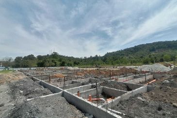 6 Acre Freehold Non Bumi Agriculture Land