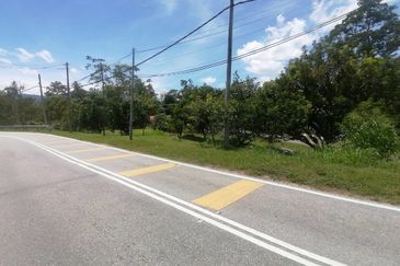 Road Frontage Freehold Non Bumi 6.5 acre Kg Kalong Hilir,Batang Kali