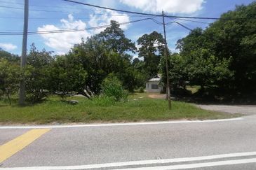 Road Frontage Freehold Non Bumi 6.5 acre Kg Kalong Hilir,Batang Kali