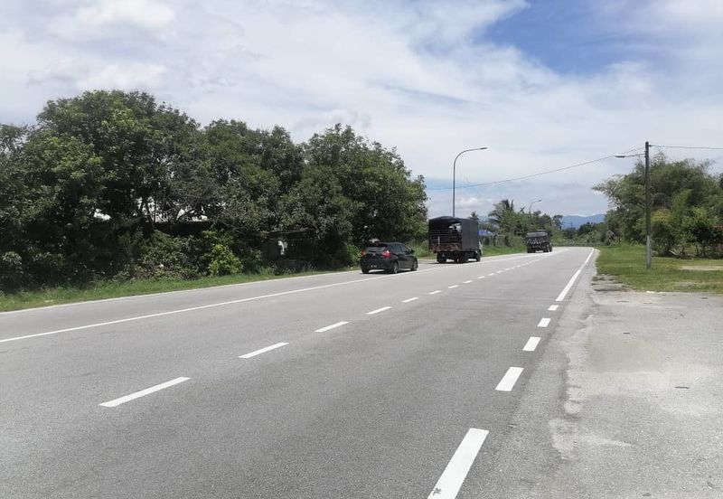 Lot Bungalow Road Frontage Non Bumi Lot 7500 sqft Taman Kelisa, Ulu Yam