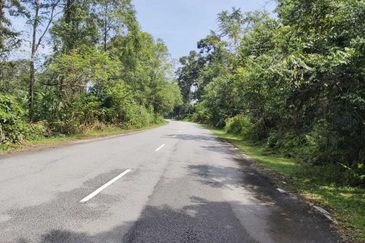 Main Road Frontage Jalan Genting Batang Kali 3 Acre Non Bumi Freehold