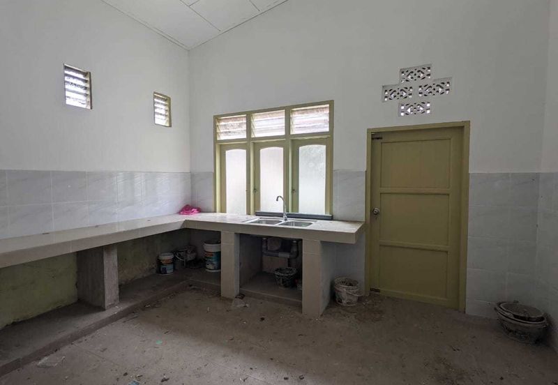 2 Storey Semi D CORNER 4898 sqft  Freehold Tmn Koperasi Kg Pdg Midin