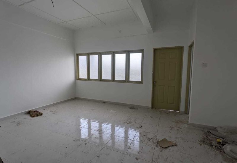 2 Storey Semi D CORNER 4898 sqft  Freehold Tmn Koperasi Kg Pdg Midin