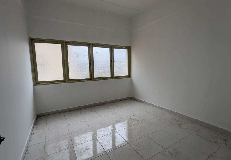 2 Storey Semi D CORNER 4898 sqft  Freehold Tmn Koperasi Kg Pdg Midin