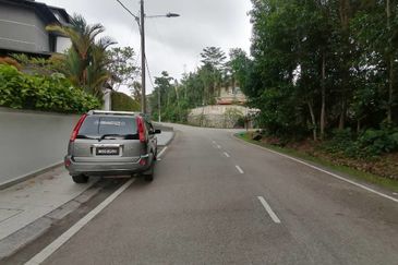 13034 sqft Bungalow Lot Freehold Non Bumi Taman Putra Hills  Gated and Guarded