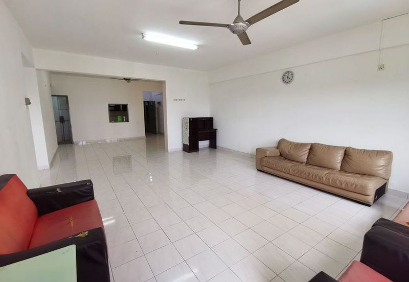 1400 sqft Villa Lagenda Condominium Selayang