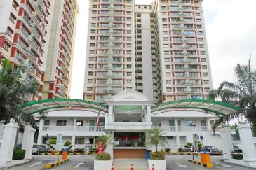1400 sqft Villa Lagenda Condominium Selayang