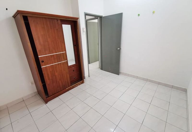 1400 sqft Villa Lagenda Condominium Selayang