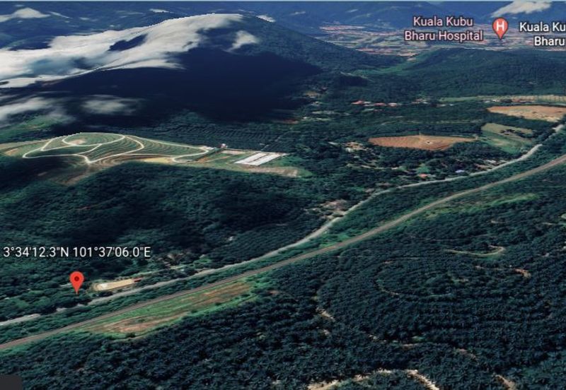 35 Acre Freehold Non Bumi Kerling Facing Main Road  KL-Tanjung Malim