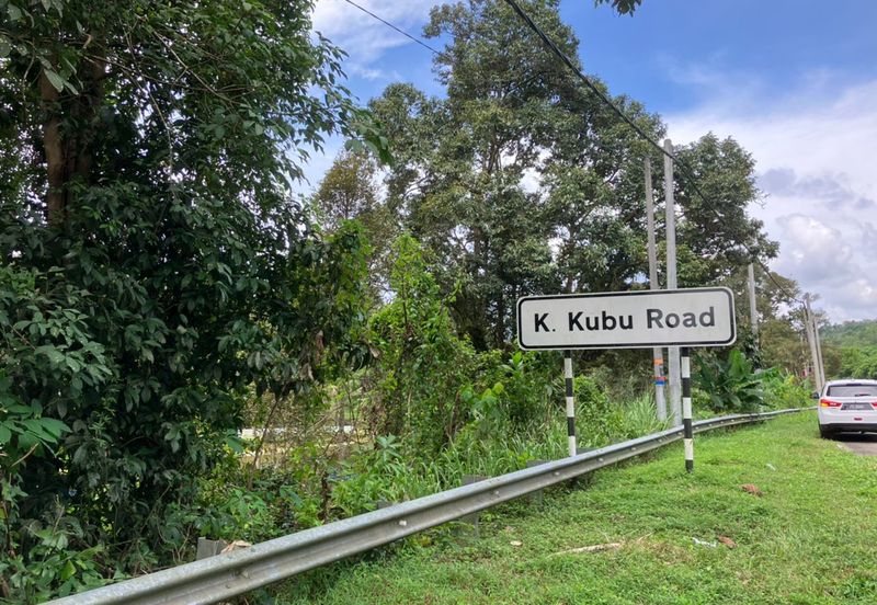 35 Acre Freehold Non Bumi Kerling Facing Main Road  KL-Tanjung Malim