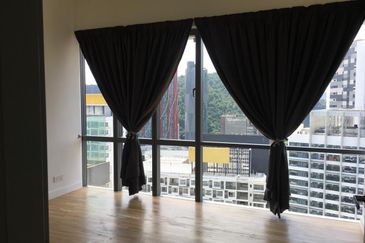 1705 sq ft Reflection Residences Mutiara Damansara Freehold 2 Parking