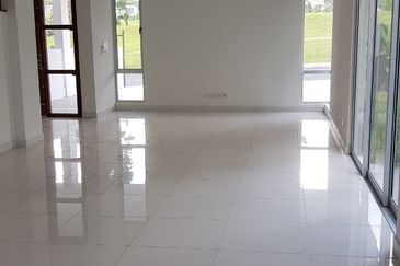 Parkfield Residences, Tropicana Heights