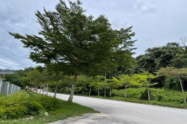 Freehold Non Bumi Bungalow Lot, Bandar Sungai Long 8622sqft